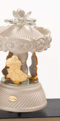 Grace Design carillon disney la bella e la bestia con decoro elegante petali in cristallo e sfera a strass.